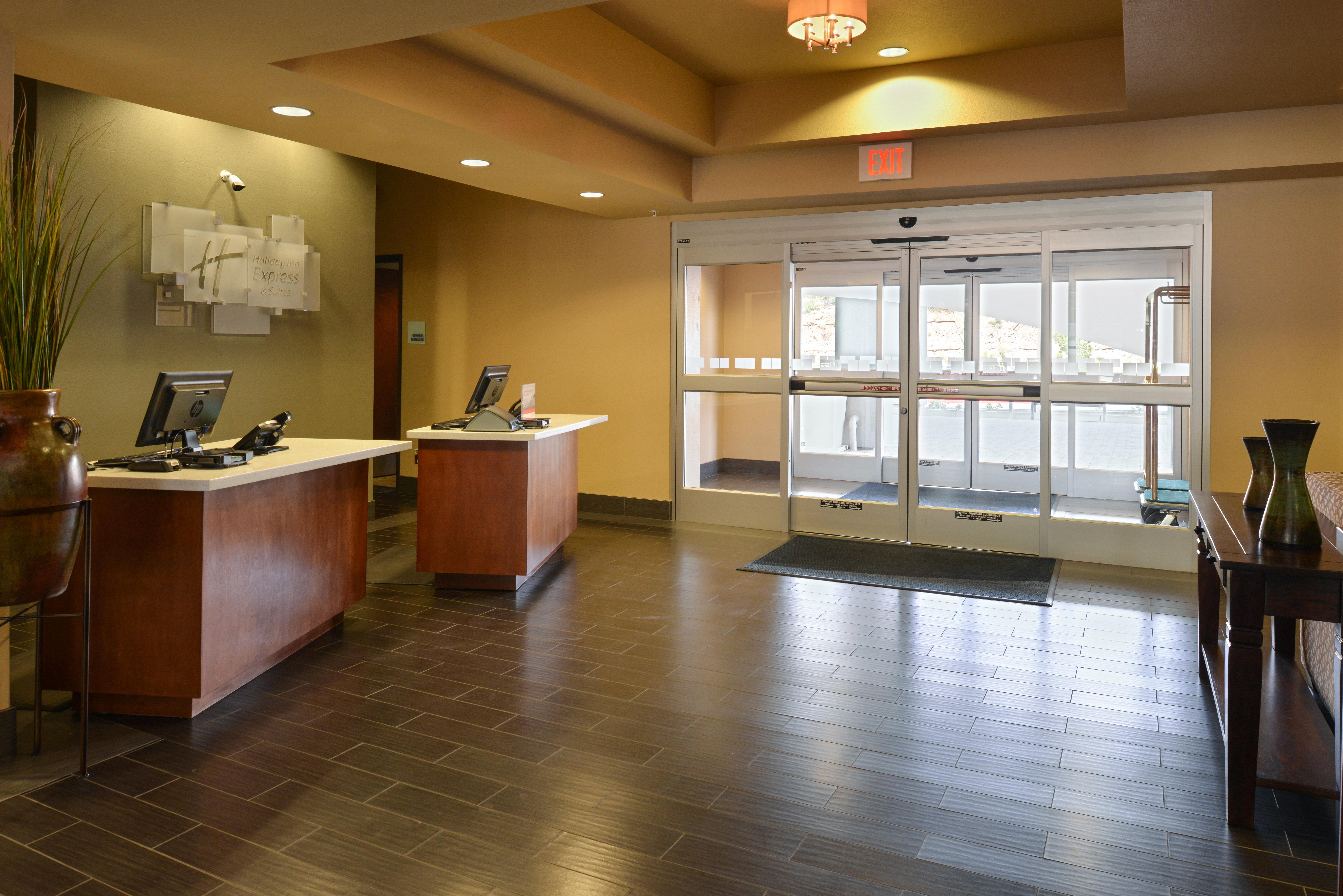 Holiday Inn Express & Suites Globe By Ihg Exterior foto